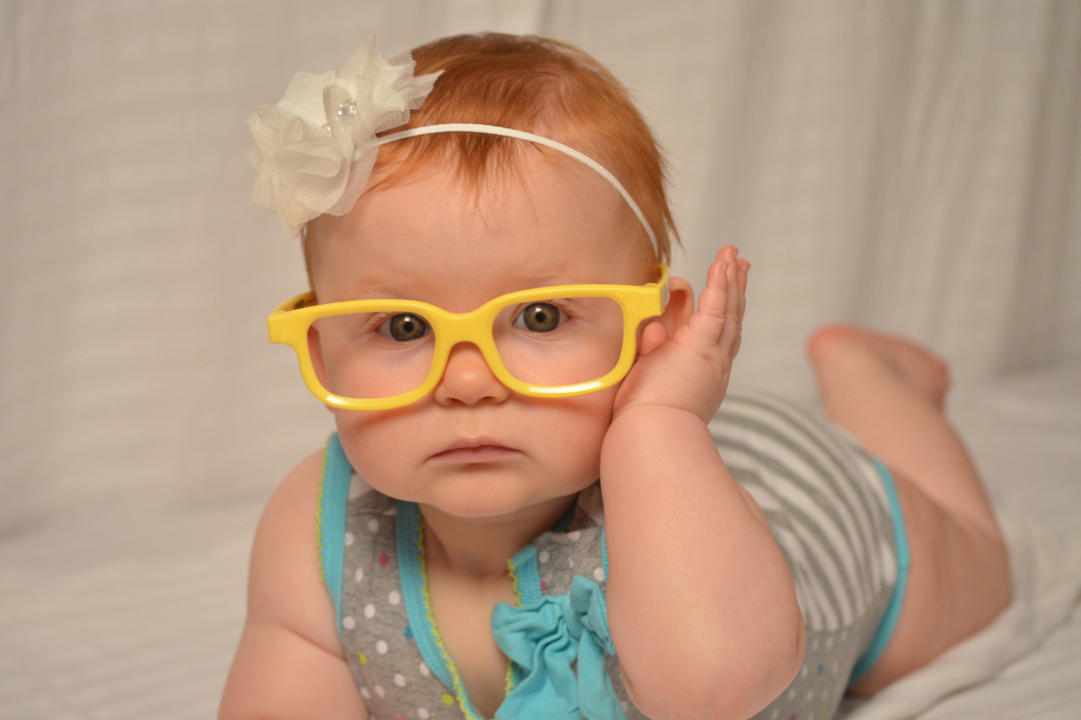 dítě, brýle, dítě s brýlemi, mimino, miminko, batole