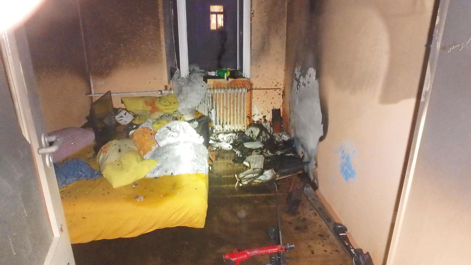 Herní konzole způsobila požár v bytě ve Vítězné, části Kocléřov