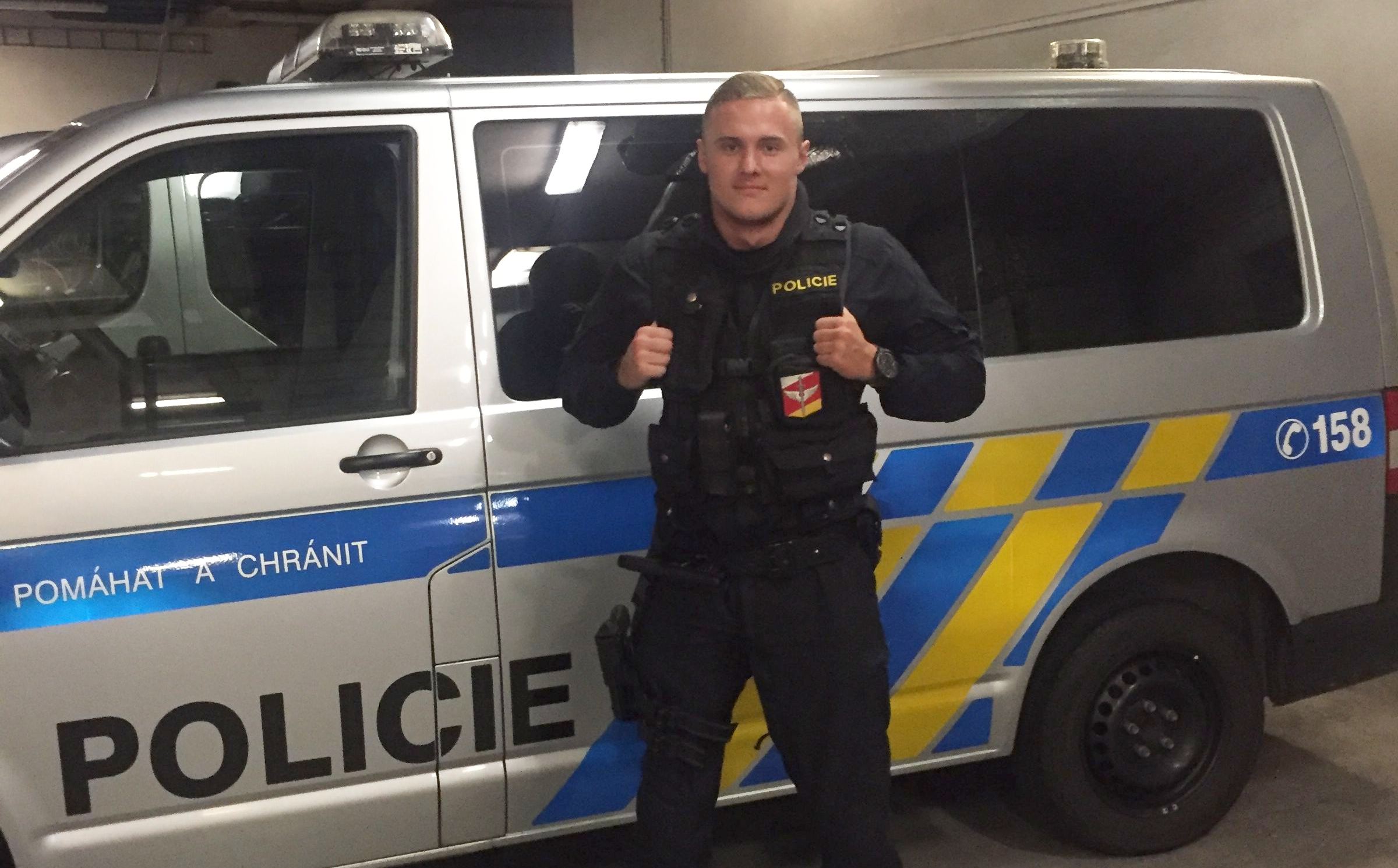 Policista Patrik Till je mistrem Evropy v benchpressu