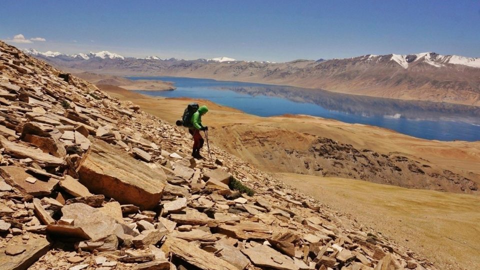 Sestup z prozatím nejvyšší dobyté šestitisícovky Chamser Kangri (6622 m), Himálaj