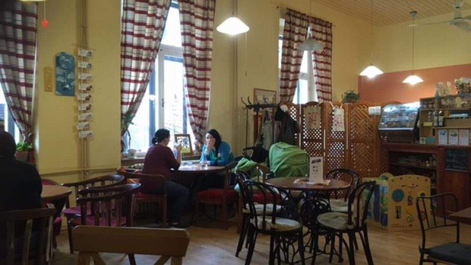 Tréningová kavárna Láry Fáry neziskové organizace Pferda