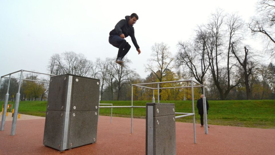 První parkurové a workoutové hřiště v Hradci Králové