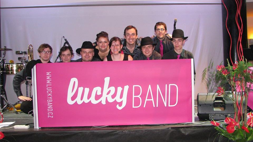 Kapela Lucky Band z Hradce Králové
