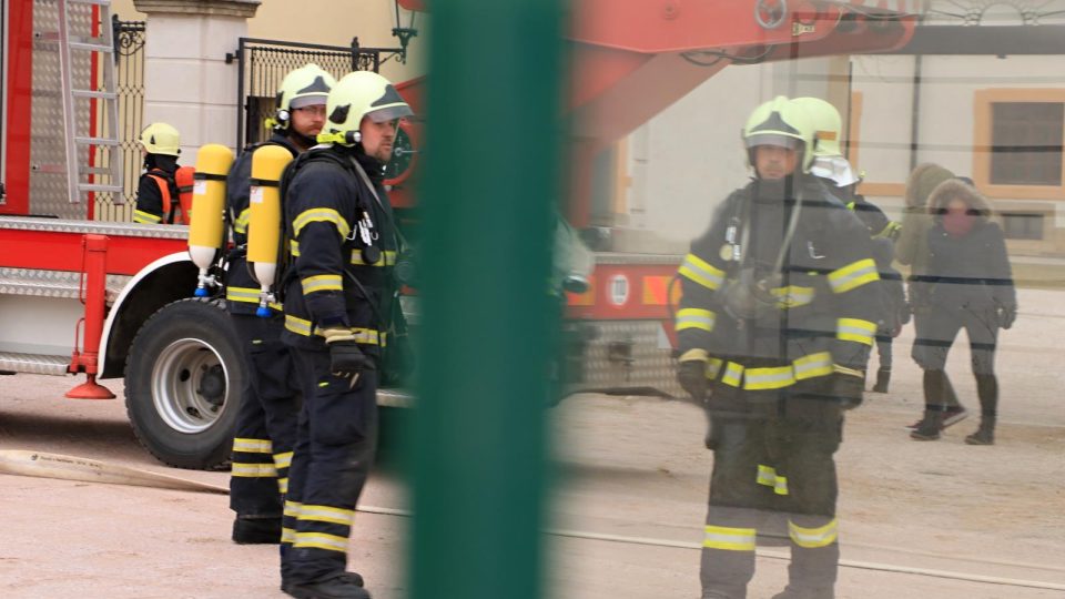 Hasiči cvičili v areálu hospitalu Kuks likvidaci požáru