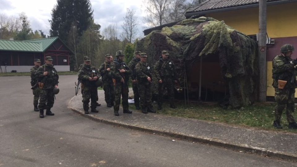Vojáci a policisté mají v Hradci Králové společné cvičení 
