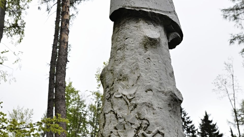 Kámen z původního hrobu generála Gablenze ve Švýcarsku