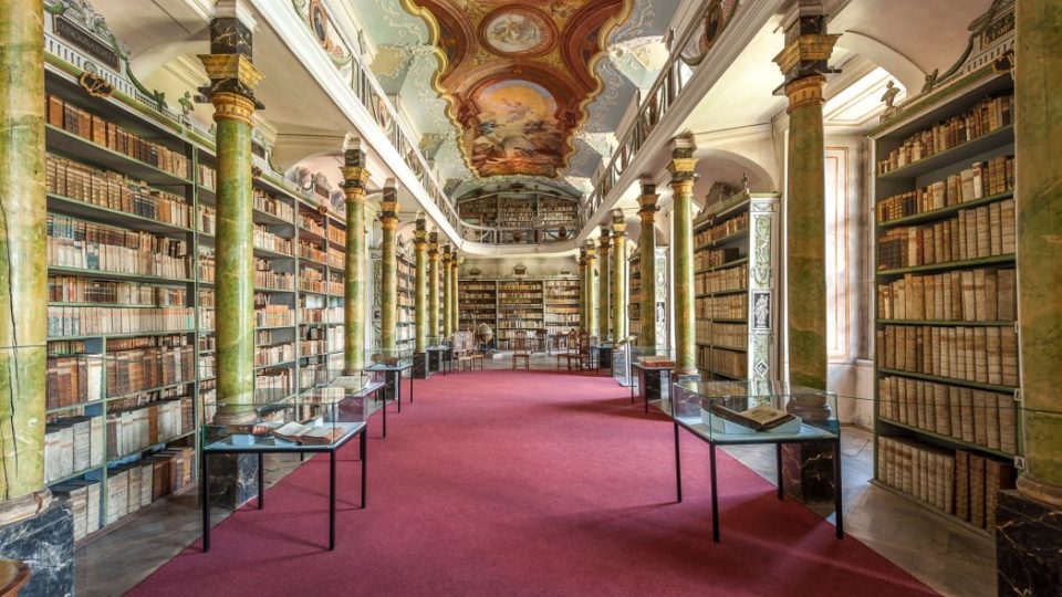 Klášter Broumov - historická knihovna