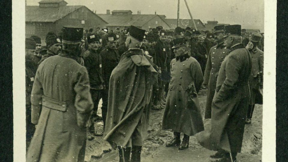 Fotografie ze zajateckého tábora z 1. světové války u Martínkovic na Broumovsku - Besichtigung