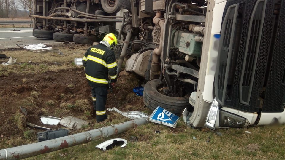Dopravní nehoda u Týniště nad Orlicí