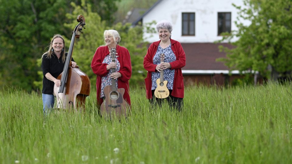 Když v Mečově uslyšíte hrát Filharmonii Na prázdnejch, odpusťte muzikantům nějakou tu notičku mimo