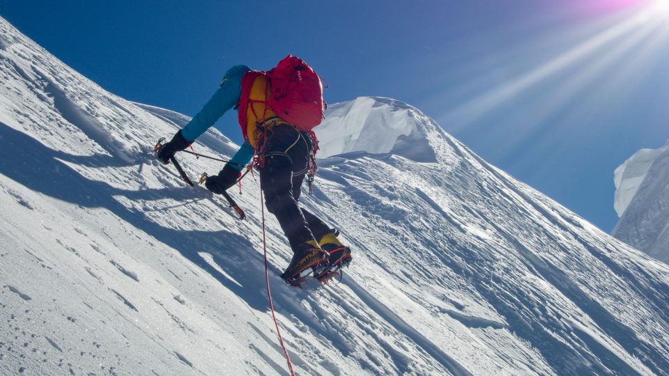 Nejvyšší dosud nevylezená hora světa Muču Kiš (7 453 m n. m.) v severním Pákistánu přivítala na svém vrcholu českou trojici Zdeněk Hák, Radoslav Groh a Jaroslav Bánský