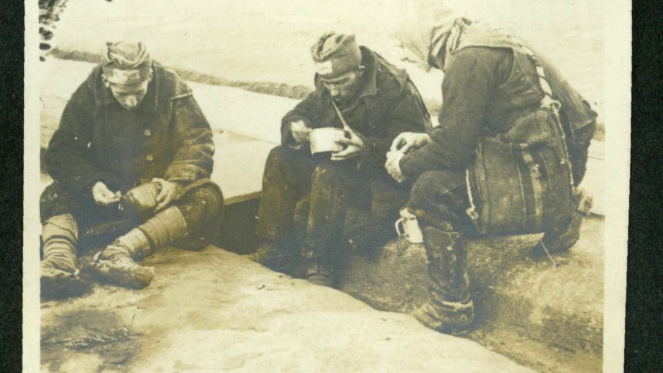 Fotografie ze zajateckého tábora z 1. světové války u Martínkovic na Broumovsku - Abtransport