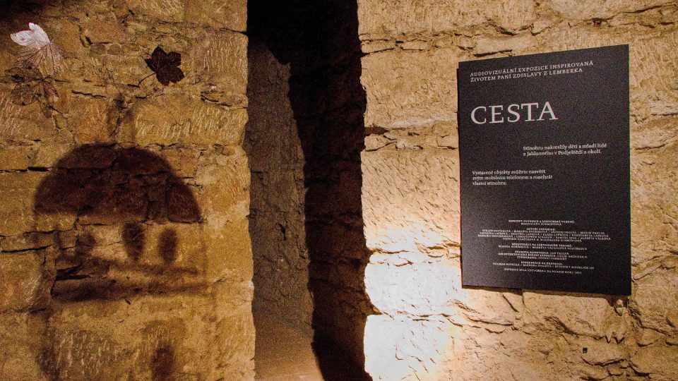 Cesta je název nové expozice v podzemí baziliky