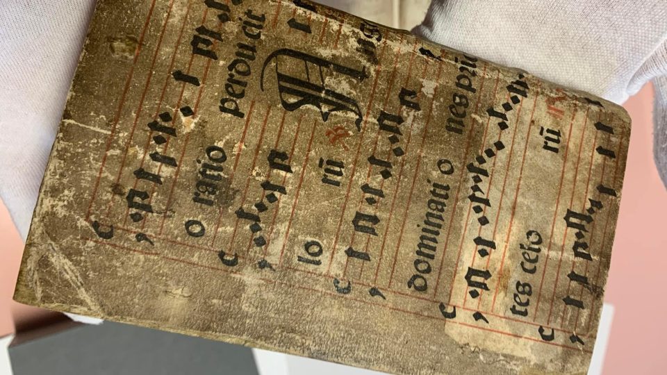 Do Českého farmaceutického muzea v Kuksu se po zrestaurování vrátily vzácné receptáře