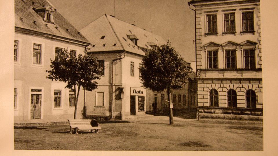 Dobový snímek rodného domu Dr. Karla Kramáře