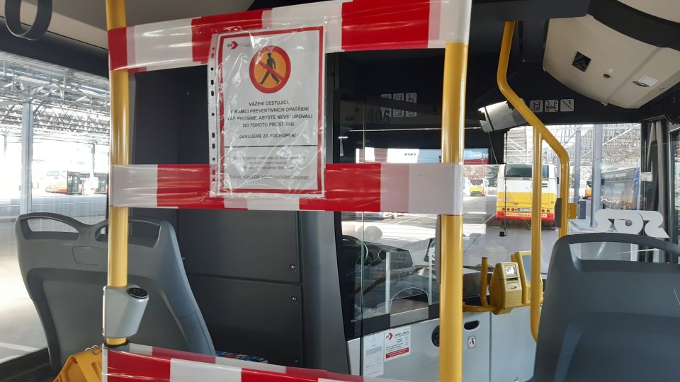 V hradecké MHD je dočasně zrušen prodej papírových jízdenek u řidiče 