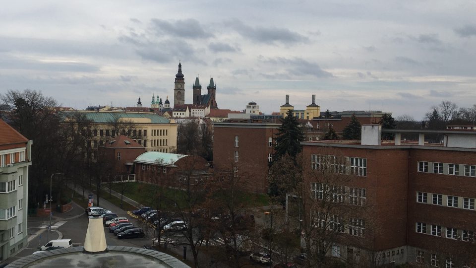Pohled z věže Sboru kněze Ambrože v Hradci Králové