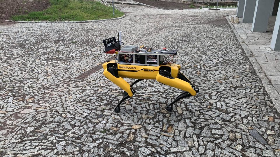 Podzemní chodby vojenské pohraniční pevnosti Dobrošov na Náchodsku prozkoumali roboti