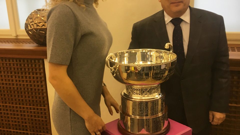 Kateřinu Siniakovou, letošní dvojnásobnou vítězku Grand Slamu, přijal primátor Hradce Králové Alexandr Hrabálek