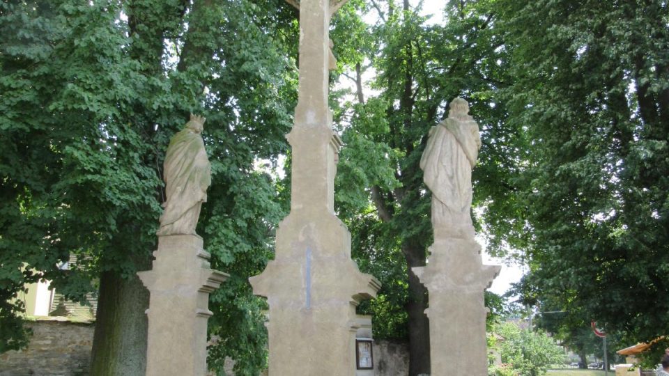 V polovině července letošního roku došlo k poškození sochy v obci Přepychy na Rychnovsku