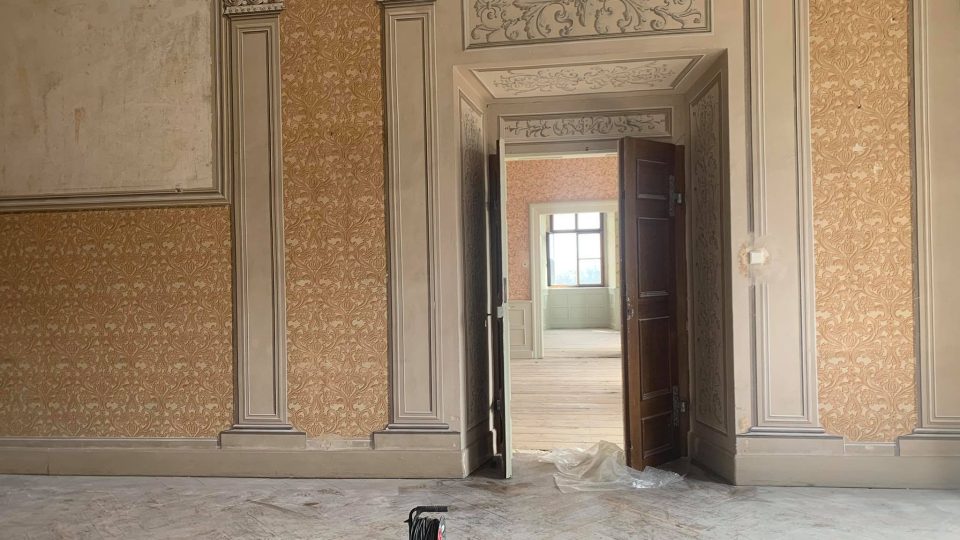 Pokračuje obnova druhého patra zámku v Opočně na Rychnovsku