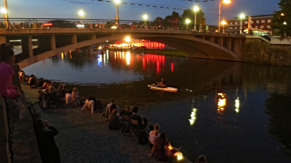 Open air koncert Filharmonie Hradec Králové na městské náplavce