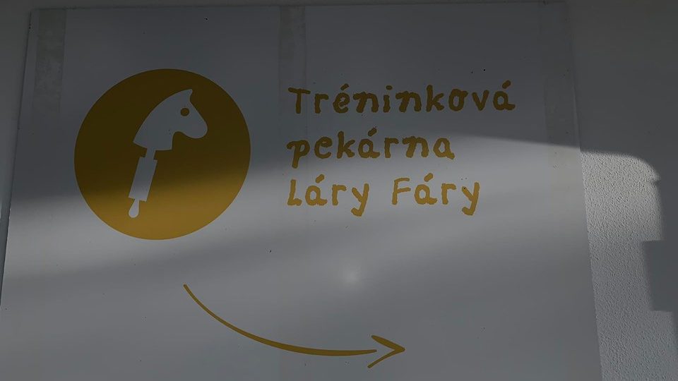 Tréninková pekárna Láry Fáry v Kvasinách na Rychnovsku slaví deset let své existence
