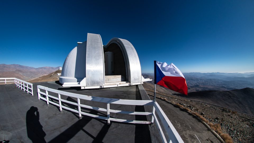 Experti z Česka zmodernizovali dalekohled na observatoři La Silla v Chile