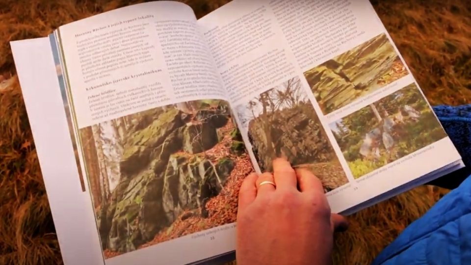 Vlastivědná publikace Rýchory nabízí jak poznatky o přírodě této části Krkonoš, tak o historii a dřívějším životě lidí