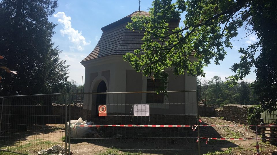Bývalá barokní márnice u mariánského kostela v Opočně se dočkala kompletní obnovy