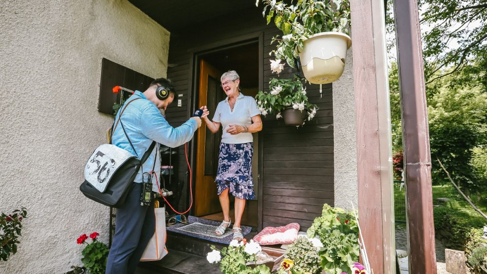 Blanka Imrišková vítá moderátora Patrika Rozehnala | foto: Jana Volková Blanka Imrišková vítá moderátora Patrika Rozehnala