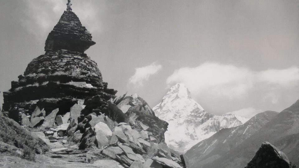 Stúpa v Thyangboche - Nepál - 1987
