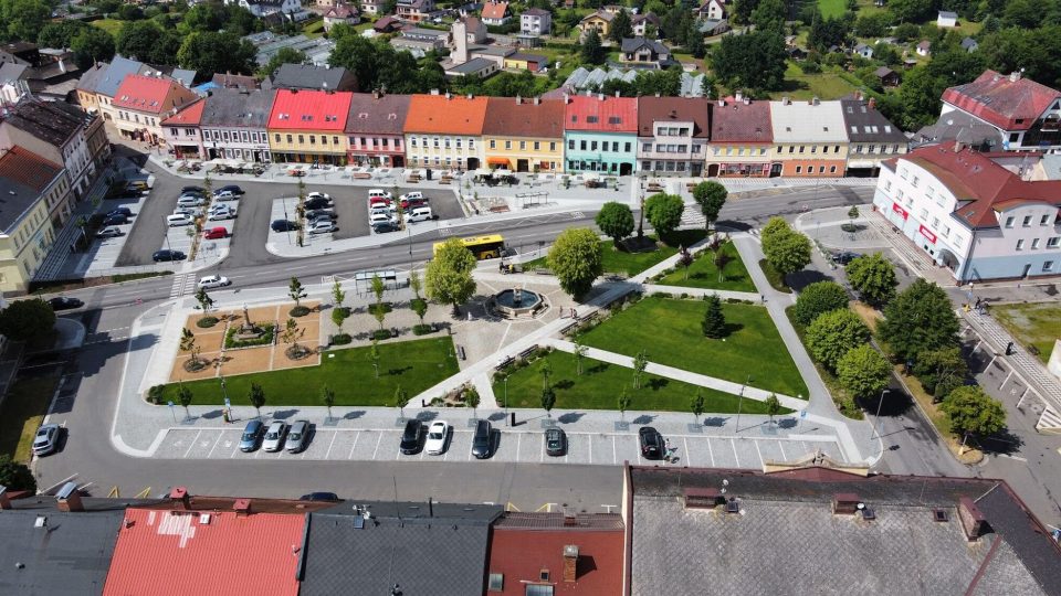 Revitalizace Husova náměstí, Česká Skalice