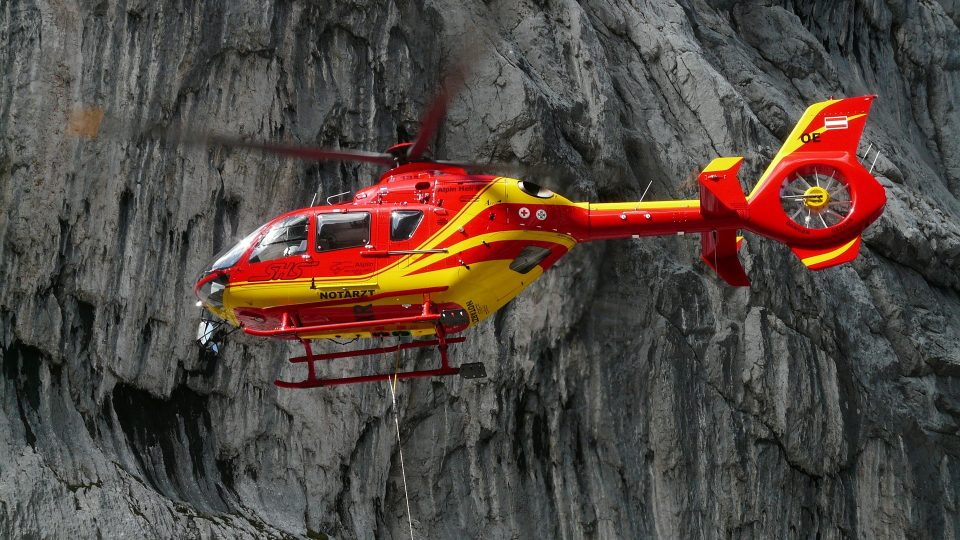 Letecká záchranná služba ve skalách