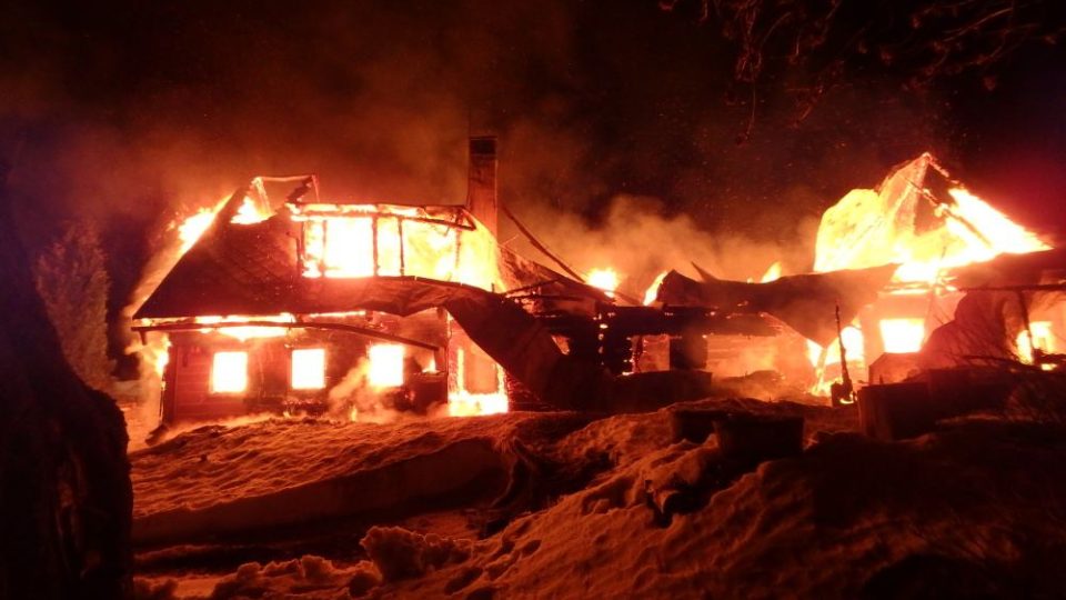 Požár chaty - Pec pod Sněžkou