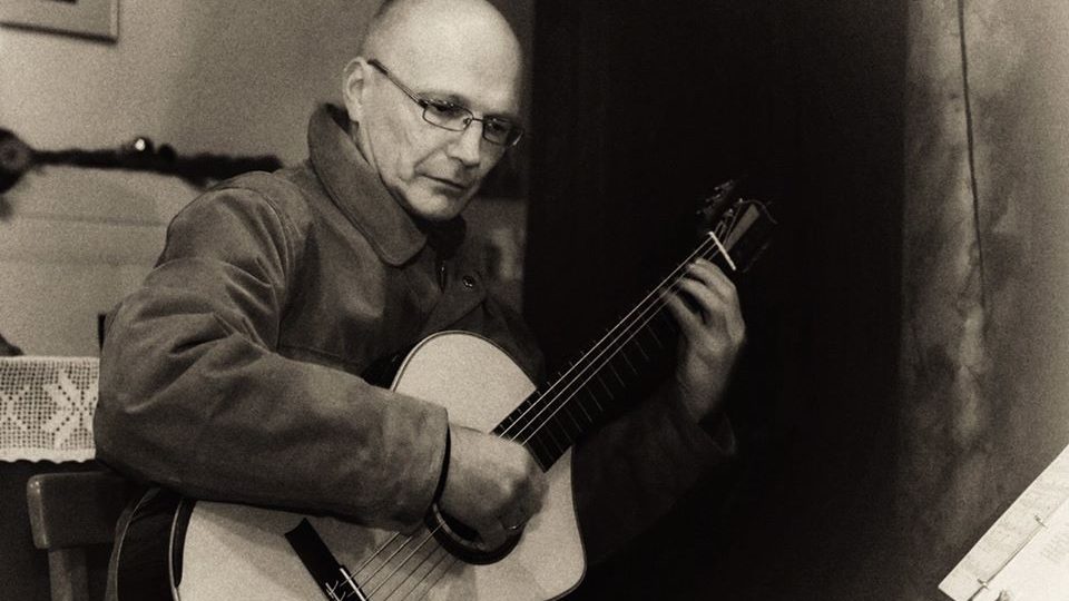Kytarista, skladatel a hudební pedagog Libor Fišer