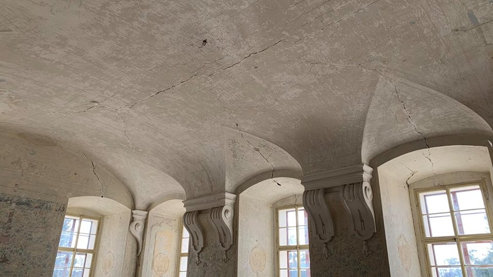 Část opatského bytu v polickém benediktýnském klášteře bude pro návštěvníky v nové turistické sezóně uzavřena. Konkrétně jde o slavný Laudonův sál