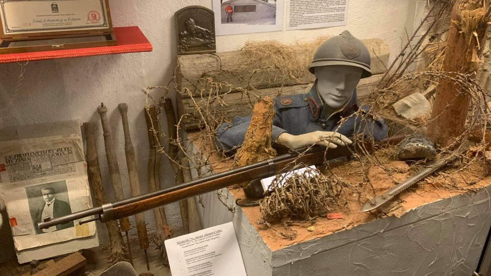 Pěchotní srub Voda v běloveském vojenském skanzenu v Náchodě se chystá na sezónu | foto: Jana Házová, Český rozhlas Pěchotní srub Voda v běloveském vojenském skanzenu v Náchodě se chystá na sezónu