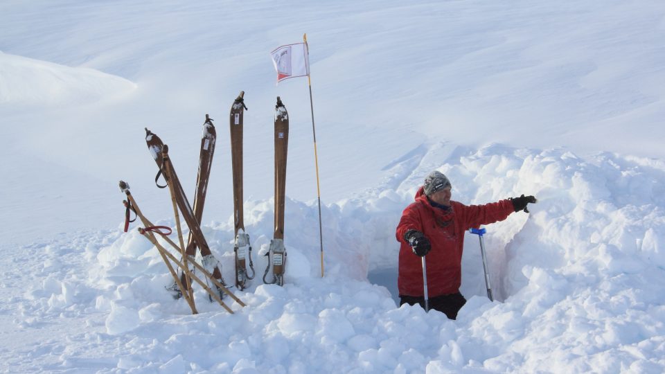 Přechod norské zimní Hardangerviddy ke 120. výročí prvního přechodu Roaldem Amundsenem a jeho bratrem