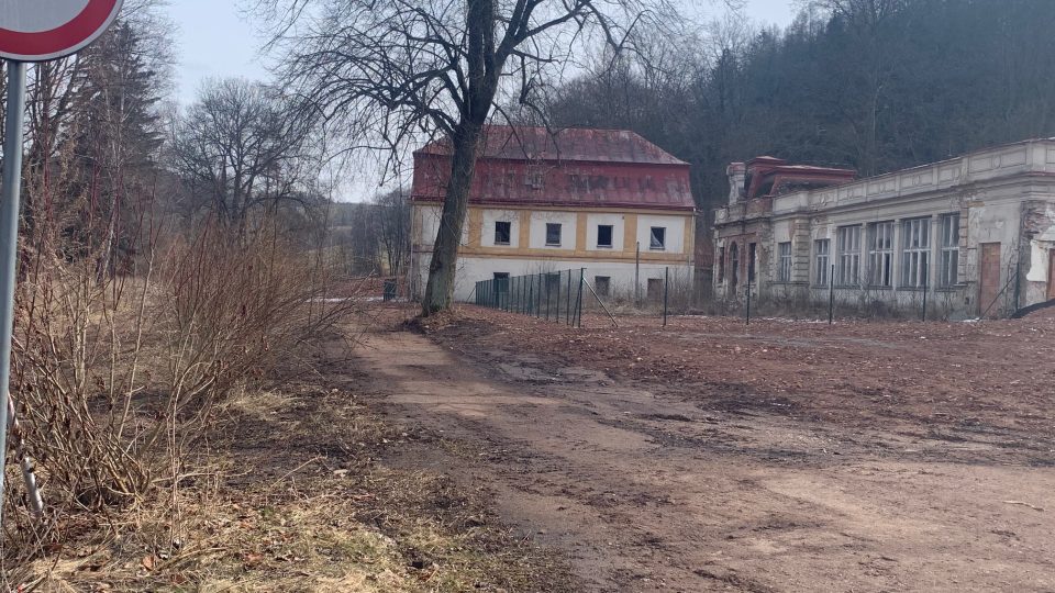Priessnitzovy léčebné lázně nabídly městu Náchod odprodej bývalých lázní Běloves