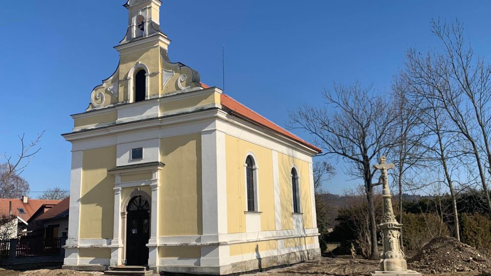 Kaple Panny Marie Bolestné v Semechnicích na Rychnovsku prochází kompletní obnovou