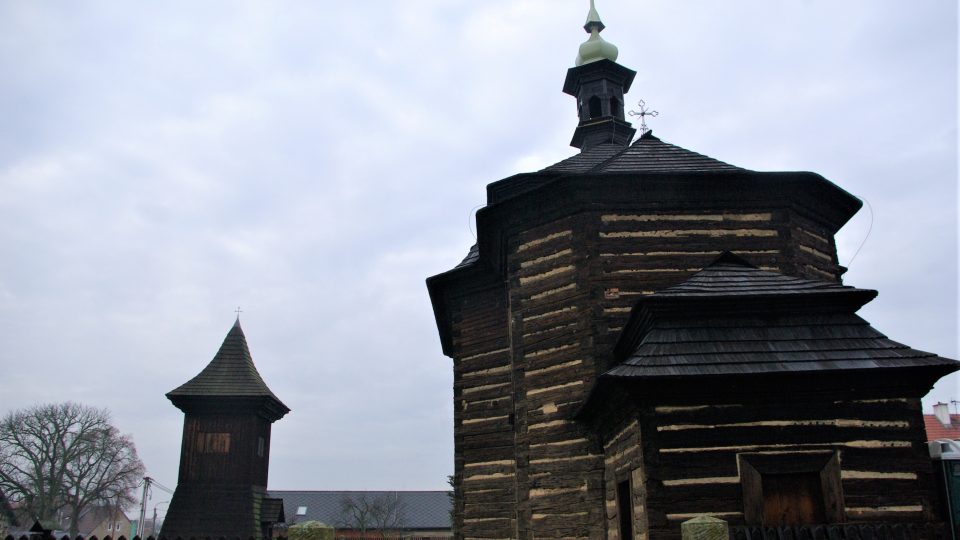 Kostelík sv. Jiří se zvoničkou v Loučné Hoře