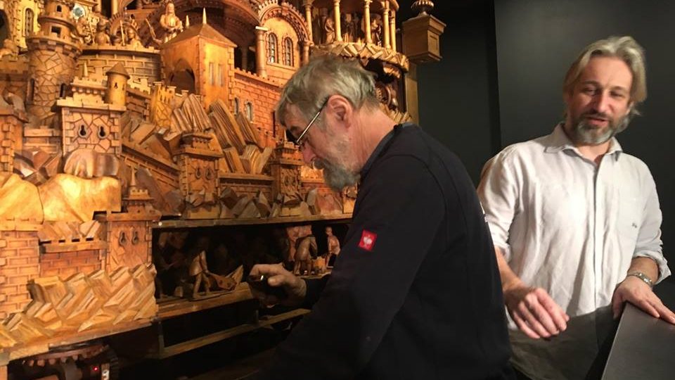 V Muzeu betlémů v Třebechovicích pod Orebem začali odborníci s pravidelnou údržbou třebechovického Proboštova betléma
