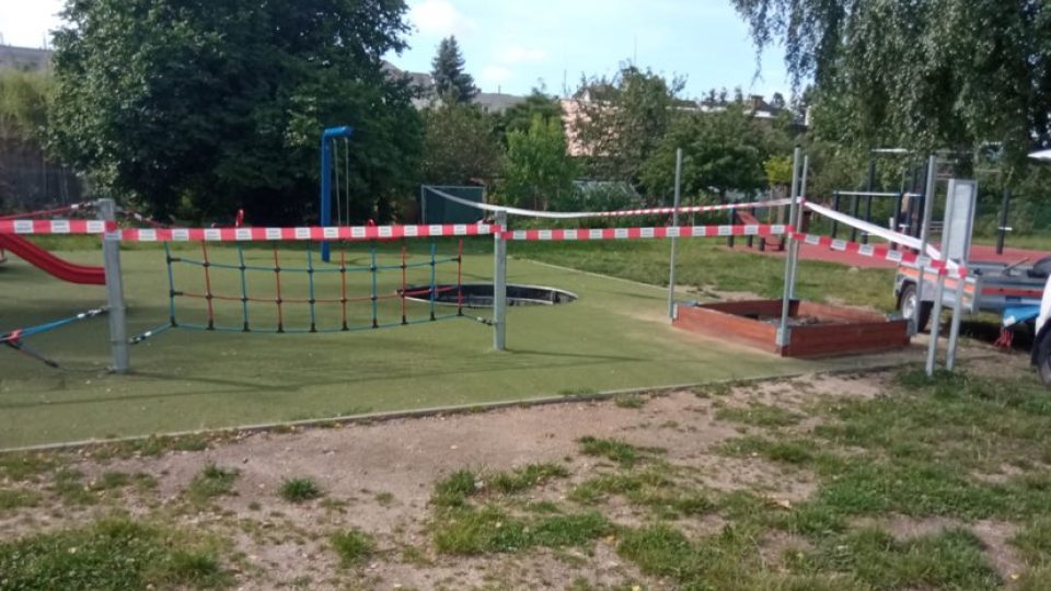 V České Skalici na Náchodsku někdo ničí dětská hřiště