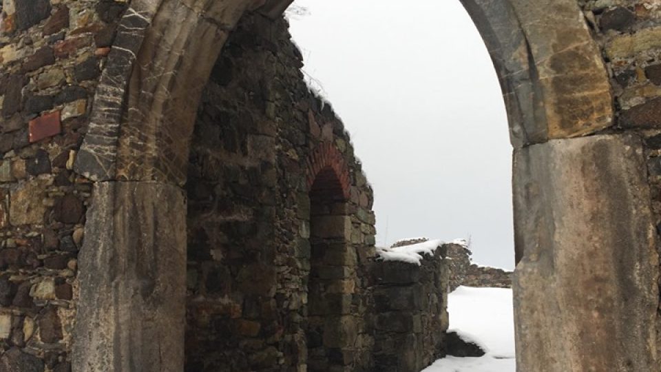 Zříceninu hradu Potštejn na Rychnovsku letos čekají další opravy