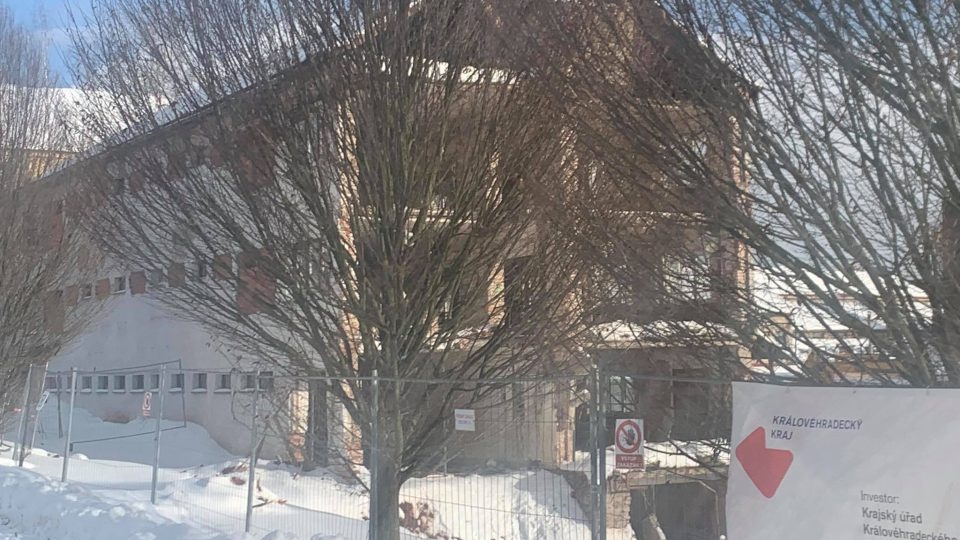 Pro obyvatele Domova důchodců v Lamperticích se připravuje nové bydlení v nedalekém Žacléři