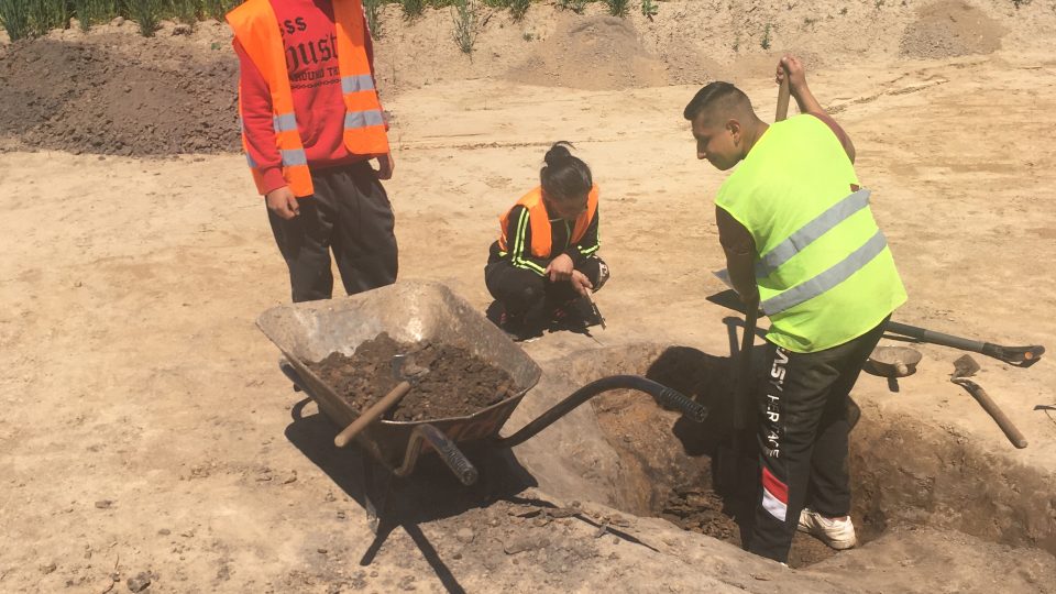 4 000 let staré pravěké osídlení našli archeologové u Domašína na Rychnovsku