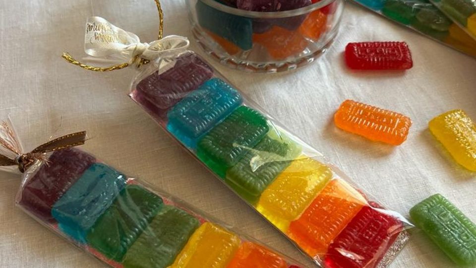Výroba tvrdých cucavých bonbonů, takzvaných dropsů, má v Česku více než stoletou tradici