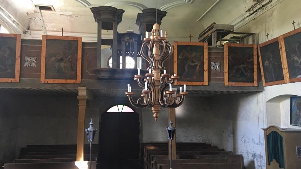 Obnovu kostela v Bělé na Rychnovsku inicioval jeden z místních obyvatel Drahoslav Chudoba