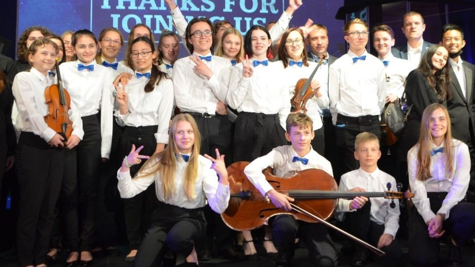 Smiling String Orchestra na Floridě v březnu 2022